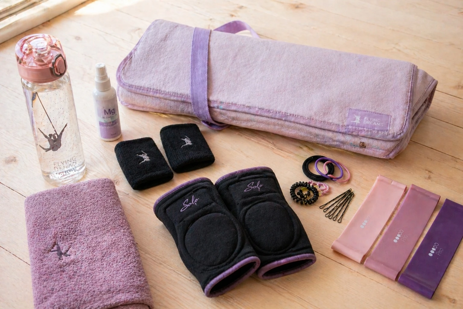 Что подарить ребёнку, занимающемуся воздушной гимнастикой