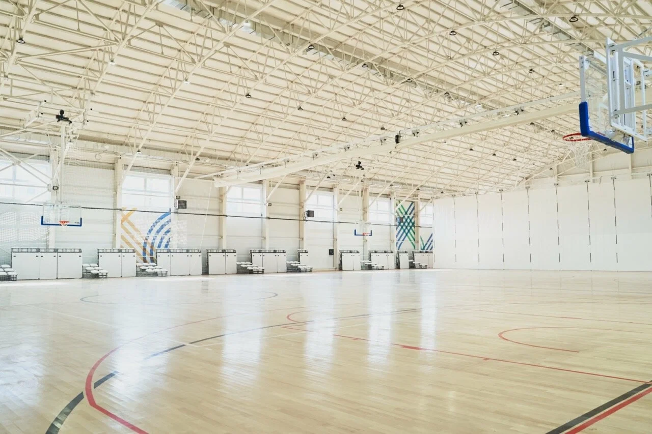 Спортивные соревнования по воздушной гимнастике "Небо Москвы"