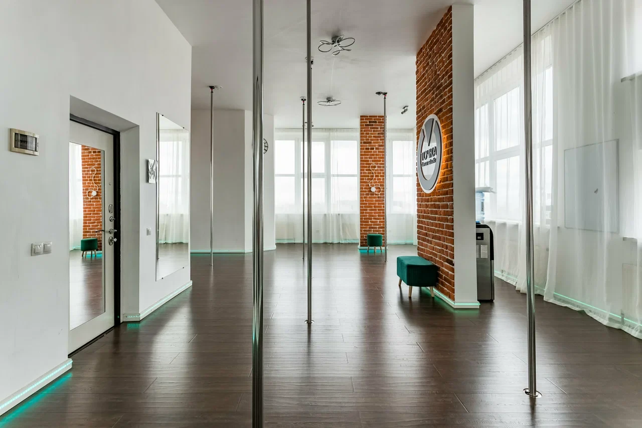 Школа танцев и pole dance "Точка Dance Studio"