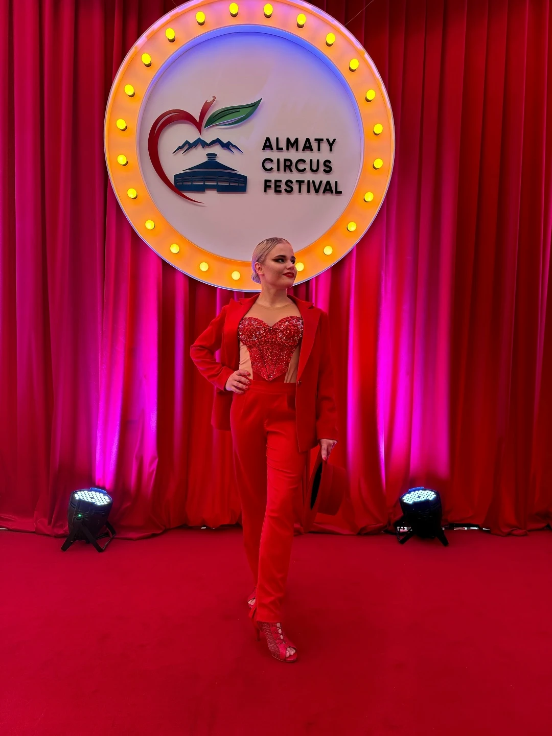 Мастер-класс по воздушной гимнастике Ксении Бобровой