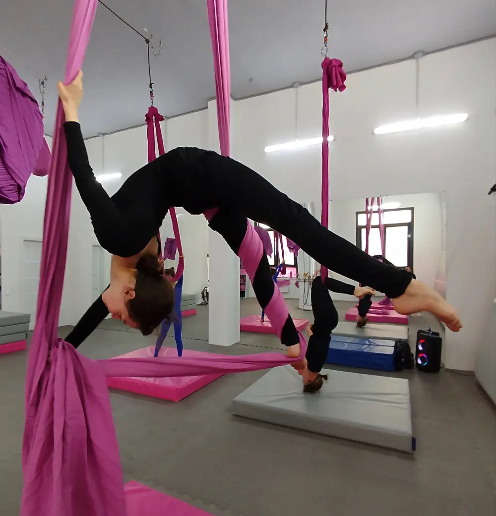 Мастер-класс по воздушной гимнастике от Натальи Барсуковой